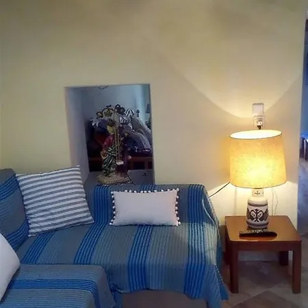 Villa Traditional